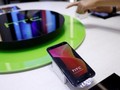 HTC U12 đã lộ diện trong một sự kiện về mạng 5G tại Đài Loan (ảnh Reuters)