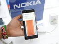 Mẫu Nokia 9 được cho là sẽ tích hợp công nghệ quét vân tay nhúng dưới màn hình như trên mẫu Vivo X21 UD (ảnh Reuters)