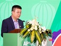Ông Nguyễn Hồng Thắng, Giám đốc Trung tâm Internet Việt Nam (VNNIC) phát biểu tại Hội nghị Thành viên lần thứ 60 của Trung tâm thông tin mạng châu Á - Thái Bình Dương (APNIC 60)
