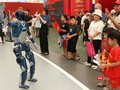Công nghệ AI và trình chiếu Mapping tạo điểm nhấn lễ trao Giải chuyển đổi số Việt Nam 2025