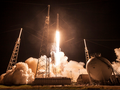 Tên lửa Falcon 9 mang theo vệ tinh JCSAT-16.