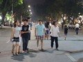Hà Nội thu hơn 500 tỷ trong 4 ngày thí điểm phố đi bộ- (Ảnh: Đình Khương).