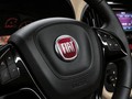 Fiat Chrysler triệu hồi 1,9 triệu xe.