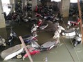 Hàng trăm xe máy "trầm mình" trong nước lũ