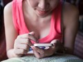 Người dùng Thái Lan đang truy cập Internet trên smartphone