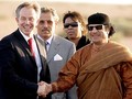 Cựu Thủ tướng Anh Tony Blair và Đại tướng Muammar Gaddafi năm 2007.