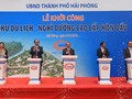 Thủ tướng bấm nút khởi công dự án.