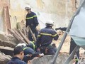 Sập tường nhà cạnh hồ Gươm, nhiều người bỏ chạy