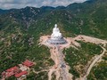 Chùa Linh Phong đang được xây dựng.