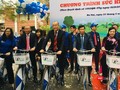 Bộ trưởng Nguyễn Thị Kim Tiến, đại diện các ngành và Đại sứ thiện chí Chương trình Sức khỏe Việt Nam Park Hang -Seo tuần hành ủng hộ chương trình Sức khỏe Việt Nam.