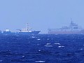 Tàu Hải Dương 8 và tàu hộ tống đang khảo sát phi pháp tại khu vực bãi Tư Chính của Việt Nam