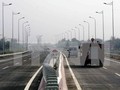 Trên thực tế, nhiều dự án hạ tầng giao thông nay đã quay trở lại thời kỳ Bộ Giao thông vận tải (GTVT) chịu trách nhiệm phê duyệt, do Ủy ban Quản lý vốn Nhà nước không đủ thẩm quyền về luật để phê duyệt các dự án này. Ảnh minh họa đoạn tuyến cao tốc Long T