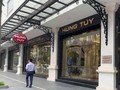 Một nguồn tin hé lộ với VietTimes, nhóm Hùng Túy (Tập đoàn Picenza Việt Nam) đã âm thầm gom vào 35 triệu cổ phần Vinaconex, chiếm 7,8% VĐL.