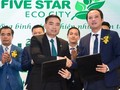 Ông Lê Thống Nhất (phải) - Chủ tịch tập đoàn Danh Khôi (Nguồn: Internet)