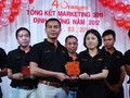 Bà La Mỹ Phượng (bên phải) trong một sự kiện của Công ty 4 Oranges