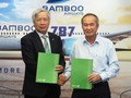 Ông Dương Công Minh (phải) và Chủ tịch HĐQT Bamboo Airways Nguyễn Ngọc Trọng
