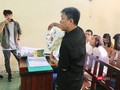 Họa sĩ Lê Linh trình bày trước Hội đồng xét xử tại phiên tòa sáng nay 20/8