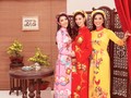 Top 3 Hoa hậu Hoàn vũ 2019 trong áo dài của NTK Thủy Nguyễn gửi lời chúc mừng năm mới 2020