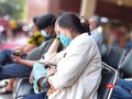 Quận 12 đưa 1 ca nghi ngờ nhiễm virus Corona tự ý bỏ về nhà trở lại BV Nhiệt đới cách ly theo đúng quy định (Ảnh: Hòa Bình)