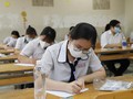Thí sinh dự thi môn văn tại TP.HCM sáng 7/7 - Ảnh: Như Hùng