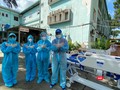 Tình nguyện viên đi chống dịch trong những ngày căng thẳng cao trào dịch bệnh