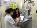 Bác sĩ khám bệnh cho người dân (Ảnh: Sở Y tế Hà Nội)