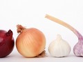 Hành và tỏi đã được chứng minh giúp chống lại ung thư vú hiệu quả.