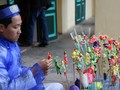 Tò he - đồ chơi dân gian được nhều trẻ em yêu thích cũng góp mặt trong hội chợ xuân