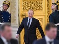 Tổng thống Vladimir Putin trước phiên họp Ban tổ chức "Chiến thắng" của Nga trong điện Kremlin