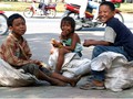 Indonesia: Hơn 90 ngàn trẻ em vạ vật sống trên đường phố