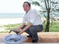 Bộ trưởng Trương Minh Tuấn yêu cầu trong khi chờ cơ quan chuyên môn kết luận các cơ quan báo chí cần khuyến cáo người dân ở các vùng biển nói trên và du khách tránh tâm lý lo ngại dẫn đến tẩy chay các loại hải sản có nguồn gốc rõ ràng làm ảnh hưởng hoạt đ