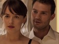 Bên cạnh những chi tiết mới mẻ, Fifty Shades Darker vẫn trung thành với ý tưởng chủ đạo của phim là những cảnh quay ướt át, nóng bỏng của cặp đôi “ngôn tình Tây phương”.
