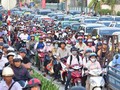 Nền kinh tế châu Á chịu thiệt hại ước tính lên đến 2-5% tổng sản phẩm quốc nội của mỗi quốc gia do tổn thất về thời gian và chi phí giao thông. Ảnh: UBND TP.HCM.