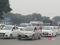 cuộc tuần hành diễn ra khá trật tự, không làm ảnh hưởng giao thông vào giờ cao điểm sáng đầu tuần.