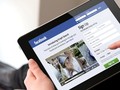 Facebook cho biết sẽ có thực hiện nhiều việc cùng lúc để xử lý khủng hoảng về lộ thông tin của 50 triệu tài khoản đang diễn ra. Ảnh minh họa: CNet