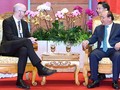 Thủ tướng Nguyễn Xuân Phúc tiếp Phó Chủ tịch về Chính sách công tại khu vực châu Á-Thái Bình Dương của Facebook, ông Simon Milner.