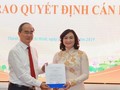 Lễ công bố và trao Nghị quyết của Ủy ban Thường vụ Quốc hội về phê chuẩn kết quả bầu Phó Chủ tịch HĐND TPHCM khóa IX (nhiệm kỳ 2016 - 2021) đối với bà Phan Thị Thắng.