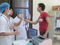 Bác sĩ bị đe dọa, bạo hành đang trở thành chuyện thường ngày.