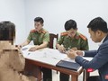 Một số chủ tài khoản Facebook đăng tin sai sự thật về dịch virus corona đã được lực lượng chức năng nhắc nhở, xử lý.