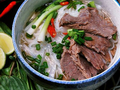 Để có được những bát phở ngon tùy thuộc rất nhiều vào kinh nghiệm và bí quyết truyền thống của người chế biến, trong đó quan trọng đặc biệt là nồi nước dùng.