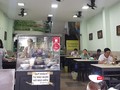 Hà Nội tuyên bố sẽ đóng cửa các hàng quán không thực hiện nghiêm phòng chống dịch.