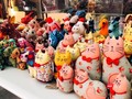 “Đàn thú nhồi bông” đầy màu sắc, được chăm chút từng đường kim, mũi chỉ dưới bàn tay tài hoa những người khuyết tật.