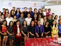 Lãnh đạo Cục Trẻ em, Bộ Lao động - Thương binh & Xã hội chụp ảnh lưu niệm với các đại biểu.