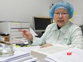 GS.TS.TTND Huỳnh Thị Phương Liên - Chuyên gia cao cấp của VABIOTECH - đã hoàn thành xuất sắc nhiệm vụ sản xuất ra vắc xin phòng bệnh tả, thương hàn, đậu mùa, viêm não Nhật Bản...