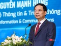 Bộ trưởng Nguyễn Mạnh Hùng cho rằng người Việt Nam có cảm thấy an toàn khi chuyển đổi số hay không là phụ thuộc vào các nền tảng số Việt Nam có độ an toàn cao, phụ thuộc vào sự bảo vệ của các doanh nghiệp ATTT Việt Nam.