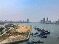 ĐBQH cho rằng pháp luật về đất đai hiện hành quy định về khung giá đất và bảng giá đất áp dụng 5 năm, làm tồn tại song hành 2 loại giá có sự chênh lệch rất lớn.