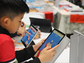 Khảo sát của Google năm 2022 chỉ ra, cứ 3 phụ huynh thì có 1 người cảm thấy con mình không hiểu rõ các vấn đề về sự an toàn trên mạng.