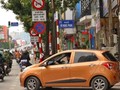 Sẽ không còn biển cấm taxi và xe hợp đồng đoạn Vũ Ngọc Phan - Láng Hạ.