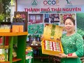 Sản phẩm chè của chị Hương lấy nguyên liệu từ địa phương, qua chế biến đóng gói thành khoảng 40 sản phẩm khác nhau.