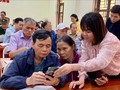 Người dân tham gia phong trào "Bình dân học vụ số" để nắm bắt và làm chủ công nghệ số, từ đó tham gia sâu hơn vào nền kinh tế số, xã hội số.
